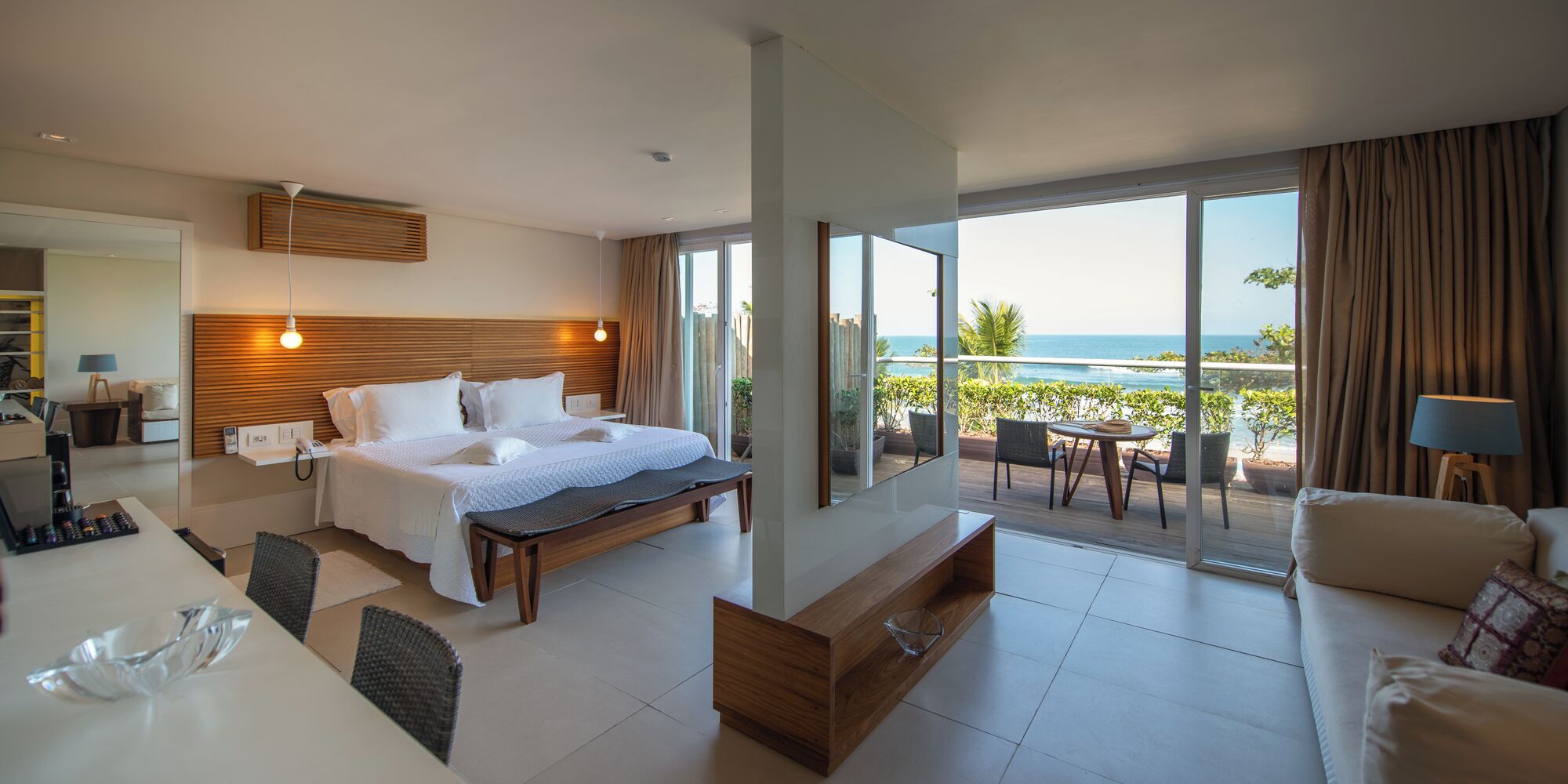 1 chambre, minibar, coffres-forts dans les chambres