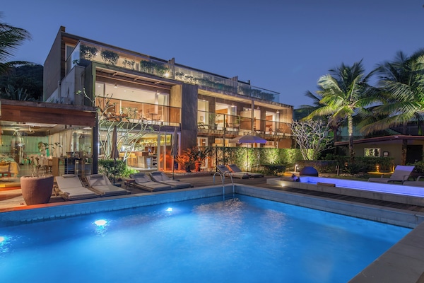 Facciata della struttura