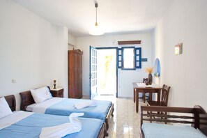 Room - Alisaxni Resort (Santorini)