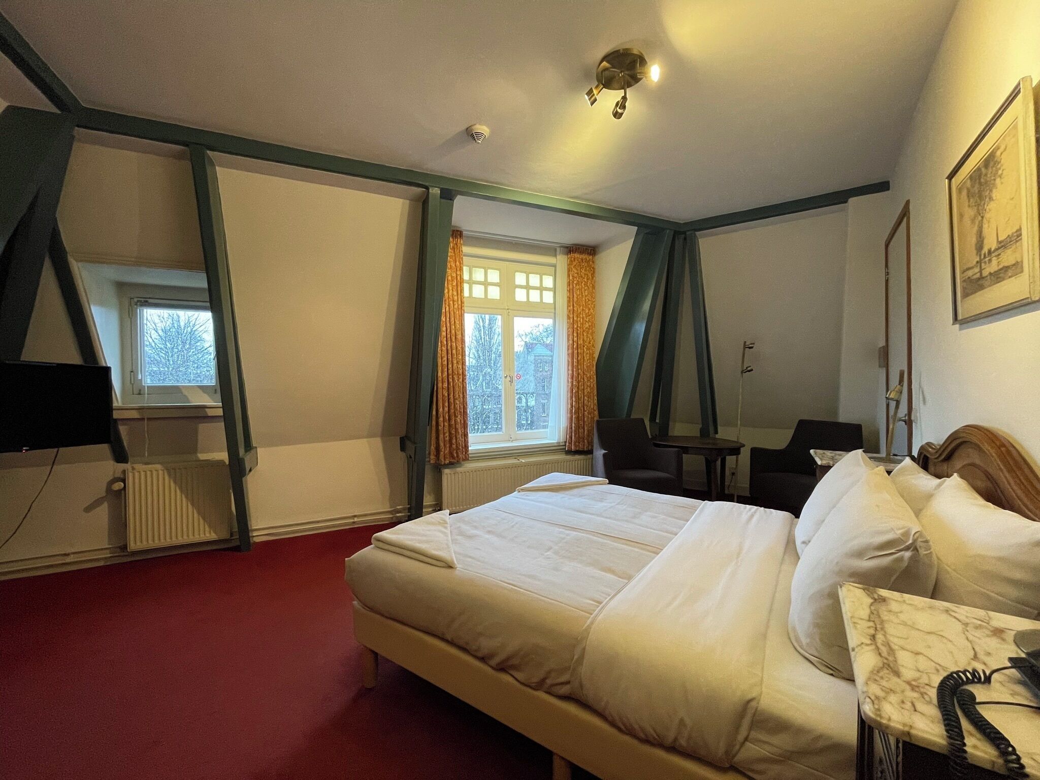 Loft, Canal View | In-room safe, desk, blackout curtains, free WiFi