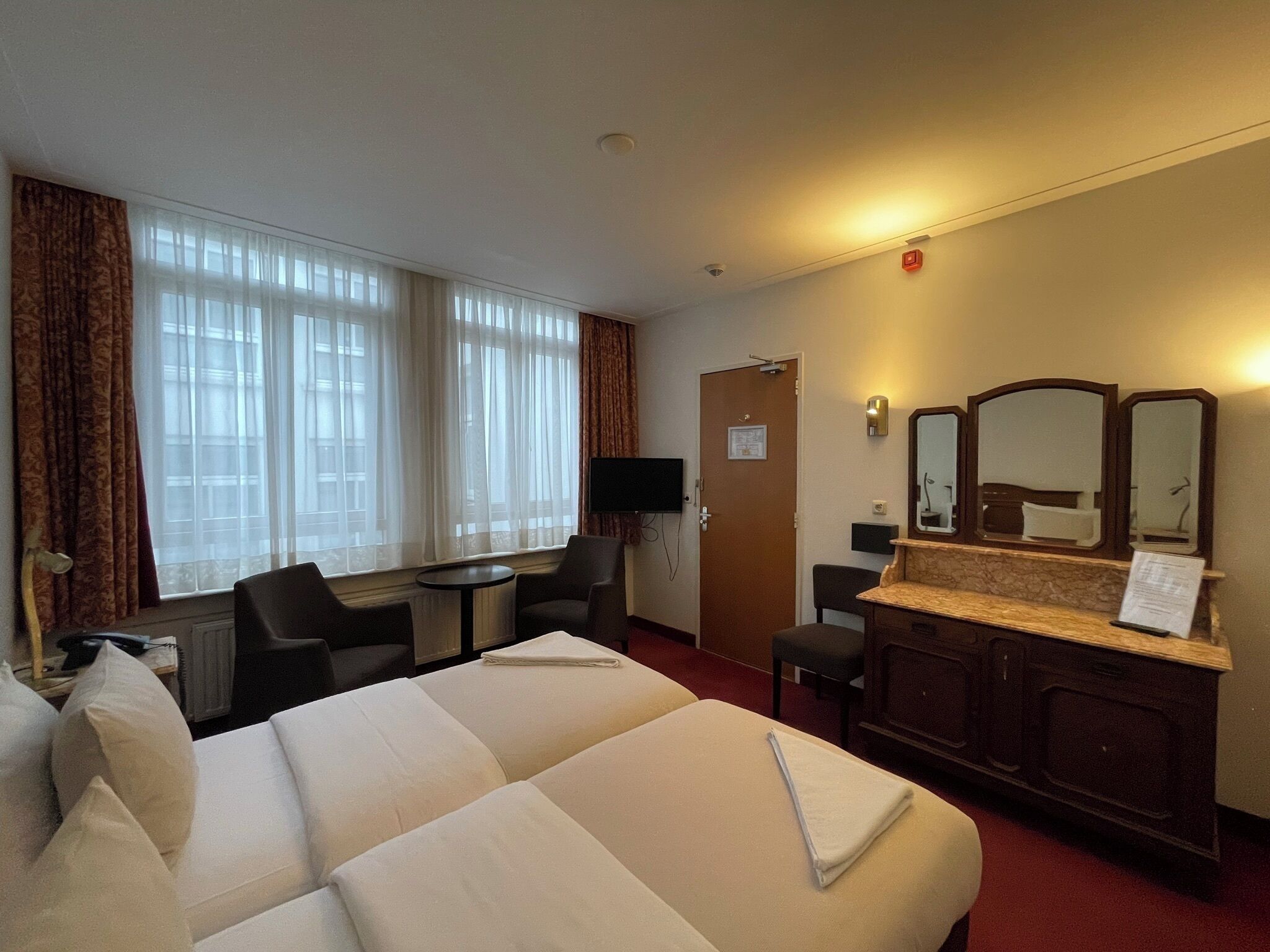 Basic Twin Room, City View | In-room safe, desk, blackout curtains, free WiFi