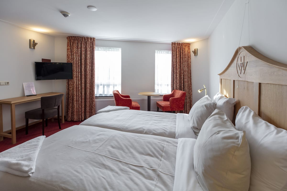 In-room safe, desk, blackout curtains, free WiFi