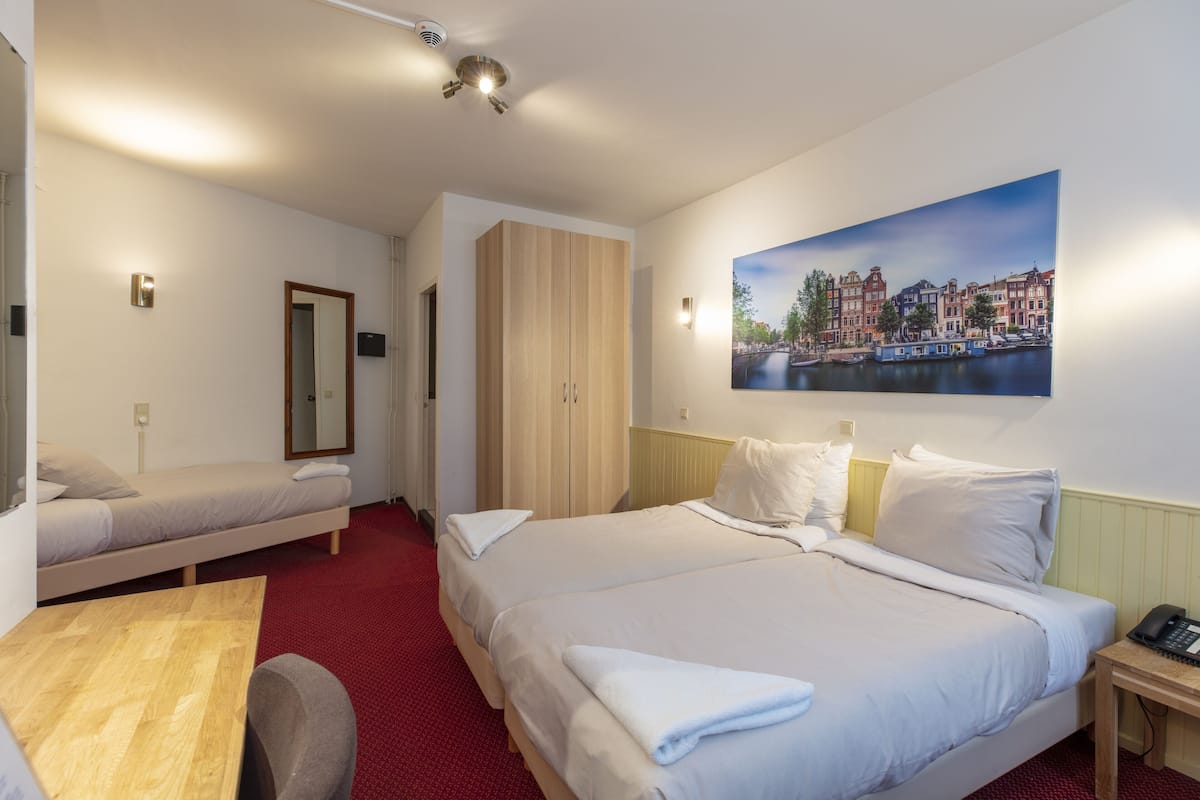 In-room safe, desk, blackout curtains, free WiFi