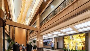 المنشأة من الداخل