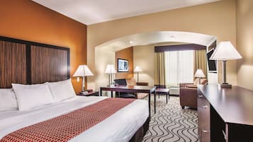 Deluxe Room, 1 King Bed, Non Smoking (Two Story) | Desk, iron/ironing board, free WiFi, bed sheets