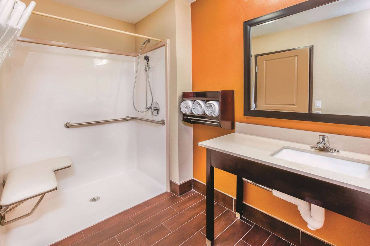 Room, 2 Queen Beds, Roll-in Shower, Non Smoking (Mobility Accessible) | Desk, iron/ironing board, WiFi (free), alarm clocks