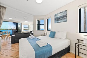 Appartement (Top Floor) | Fer et planche à repasser, Wi-Fi gratuit, draps fournis