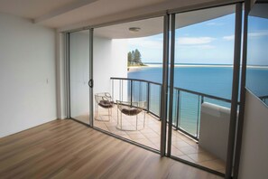 Apartamento superior, 1 habitación | Terraza o patio