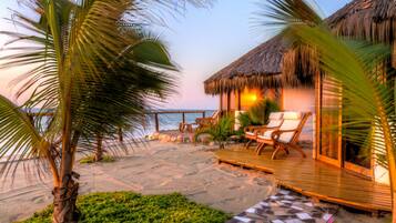 Junior Suite, 1 King Bed, Sea View | 1 bedroom, premium bedding, down duvets, Select Comfort beds