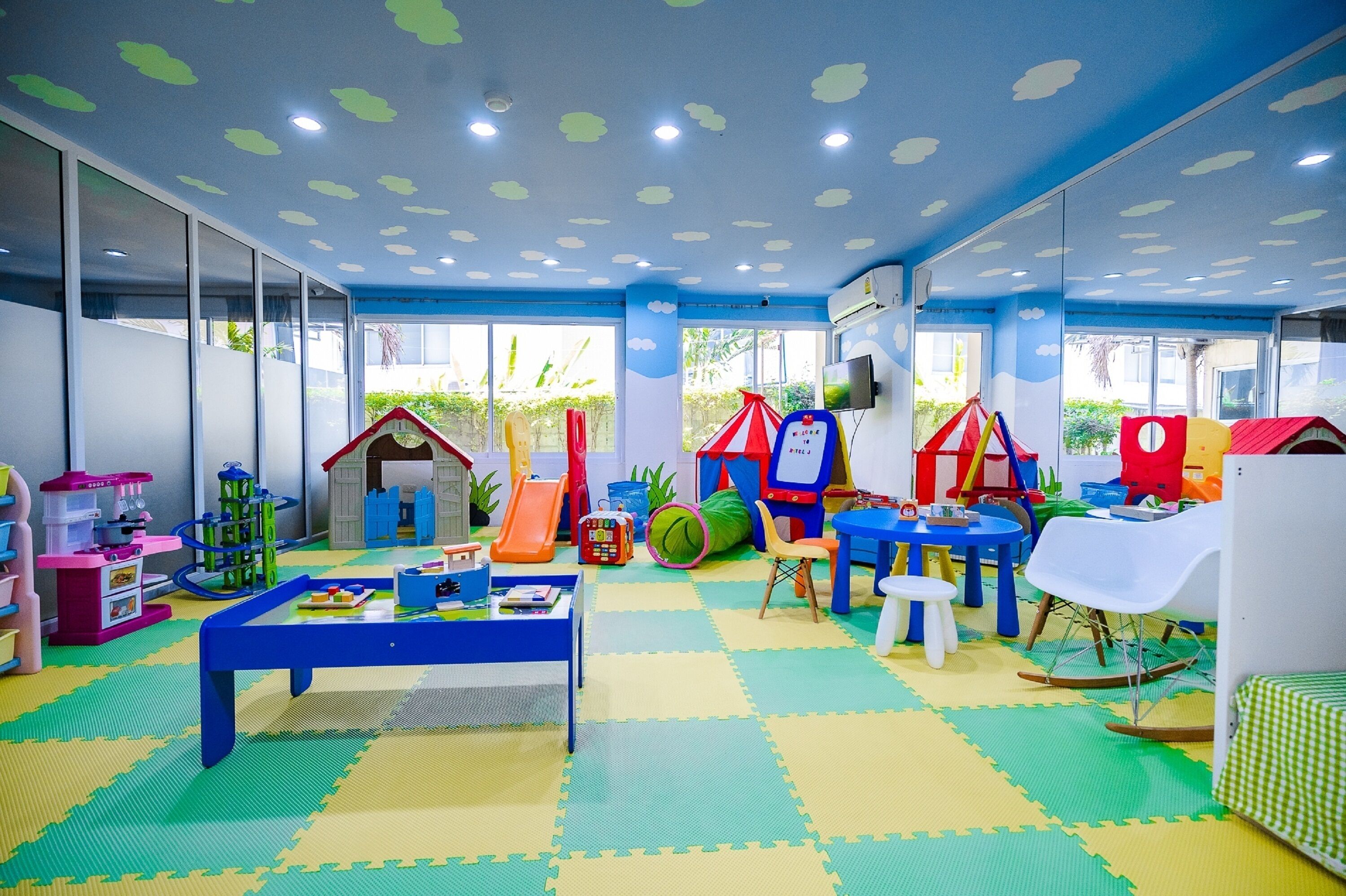 children’s play area – indoor