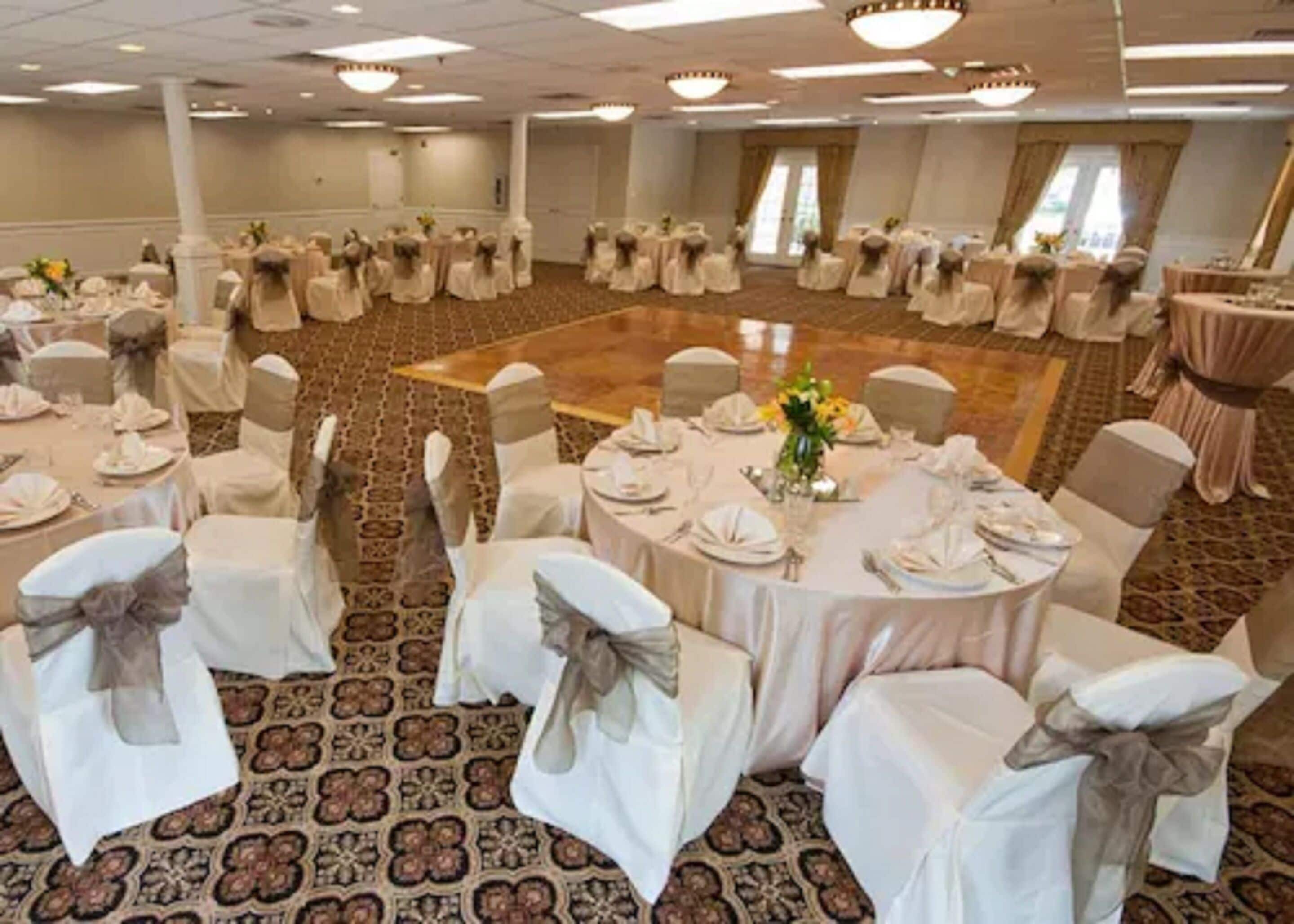 Photo - Cooper Hotel Conference Center & Spa