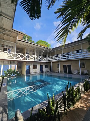 Outdoor pool, sun loungers