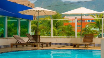 Piscina externa