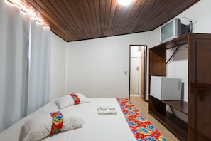 Minibar, individually decorated, iron/ironing board, free WiFi