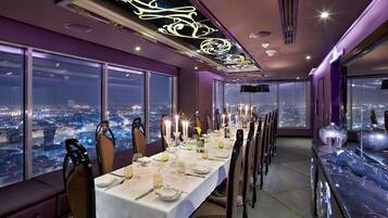 International cuisine, ocean views