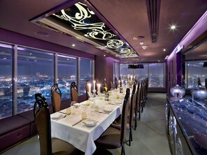 International cuisine, ocean views 