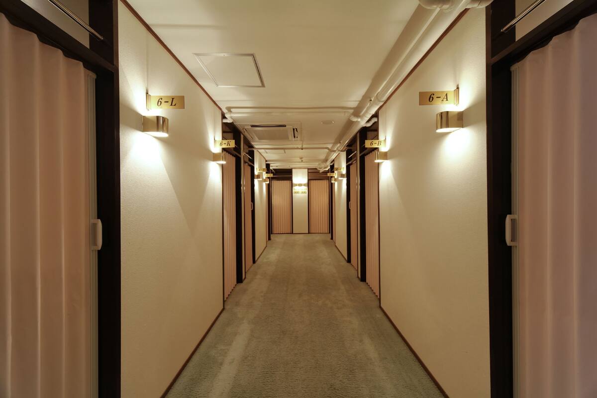 Chambre Deluxe, femmes uniquement (Capsule)