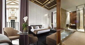 Memory-foam beds, minibar, in-room safe, desk - Piazza Del Gesù Luxury Suites (Rome)