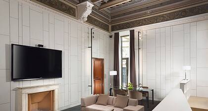 Piazza Del Gesù Luxury Suites