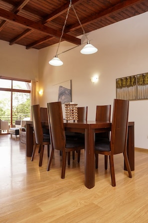 Family Suite (XL) | Living area