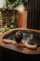 Hot stone massages, Thai massages