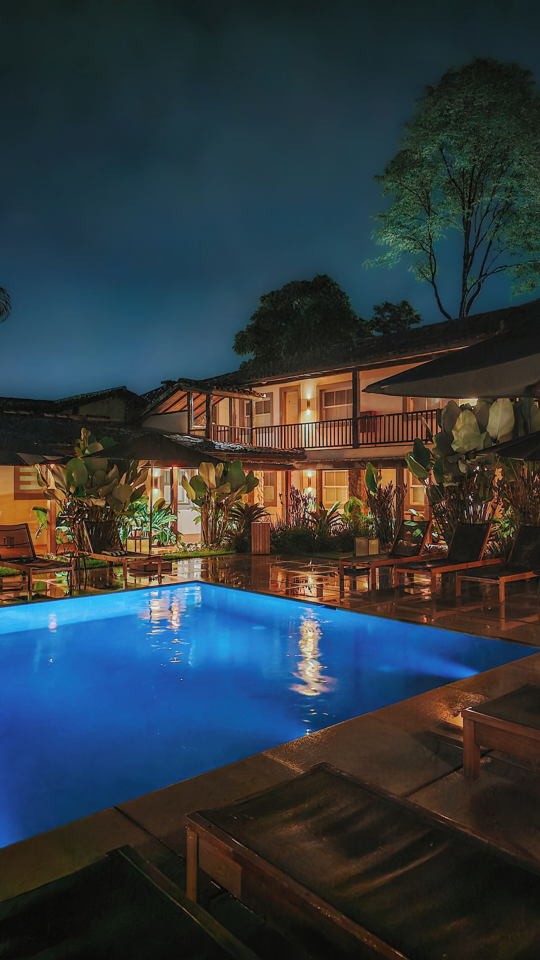 Outdoor pool, pool umbrellas, pool loungers