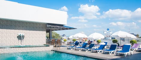 2 outdoor pools, pool umbrellas, sun loungers