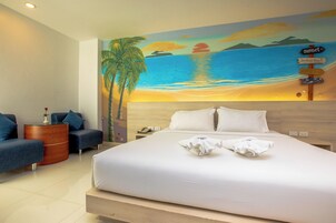 Quarto casal superior | Frigobar, cofres nos quartos, Wi-Fi de cortesia
