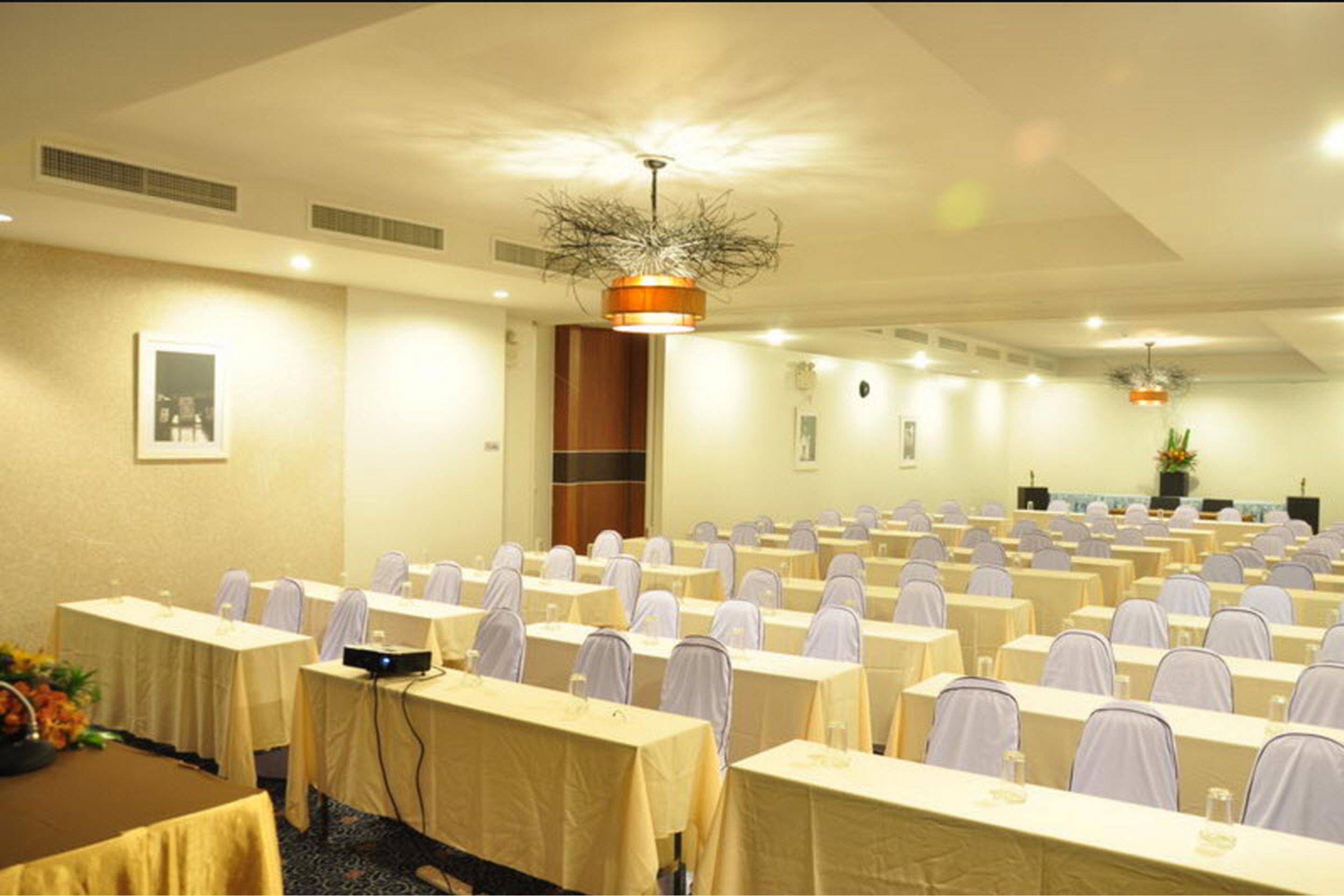 Photo - Flipper House Hotel - SHA Extra Plus