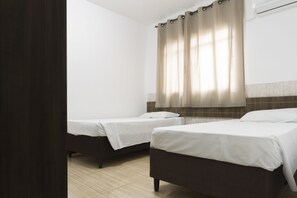 Standard Double or Twin Room, 1 Double or 2 Single Beds