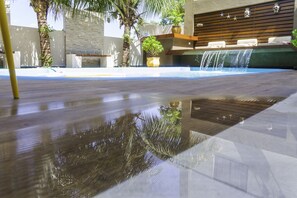 Outdoor pool - Hotel Holiday Foz (Foz do Iguaçu)