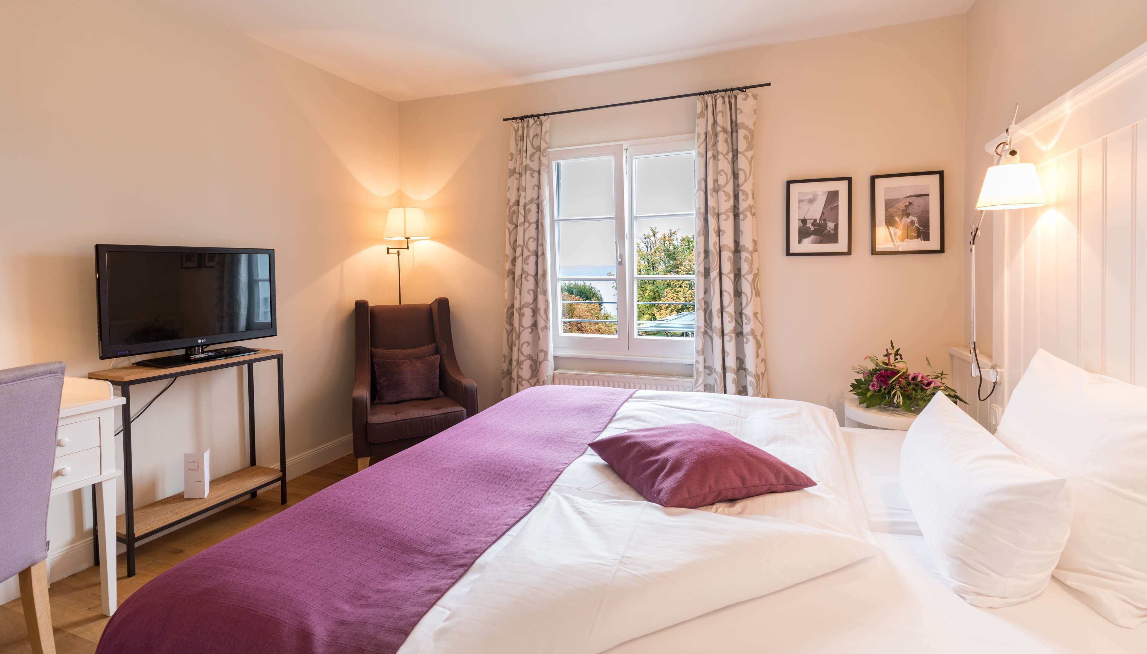 hypo-allergenic bedding, down duvets, minibar, in-room safe