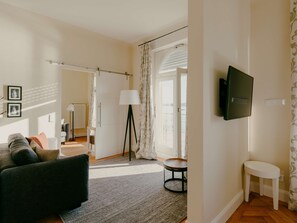 Hypo-allergenic bedding, down duvets, minibar, in-room safe - Bad Hotel Überlingen (Ueberlingen)