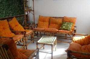 Lobby sitting area - Maracabeach Pousada - Maracaípe (Ipojuca)