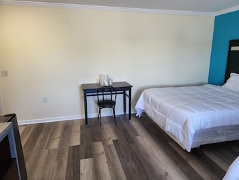 Budget Inn And Suites