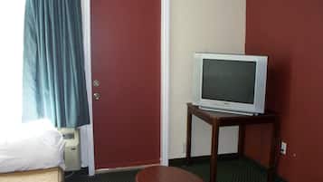 Iron/ironing board, Internet, alarm clocks