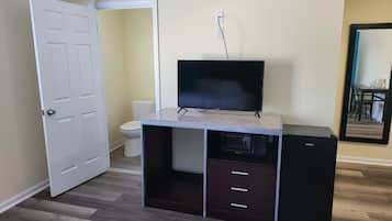 Standard Room, 2 Queen Beds, Non Smoking | Iron/ironing board, Internet, alarm clocks