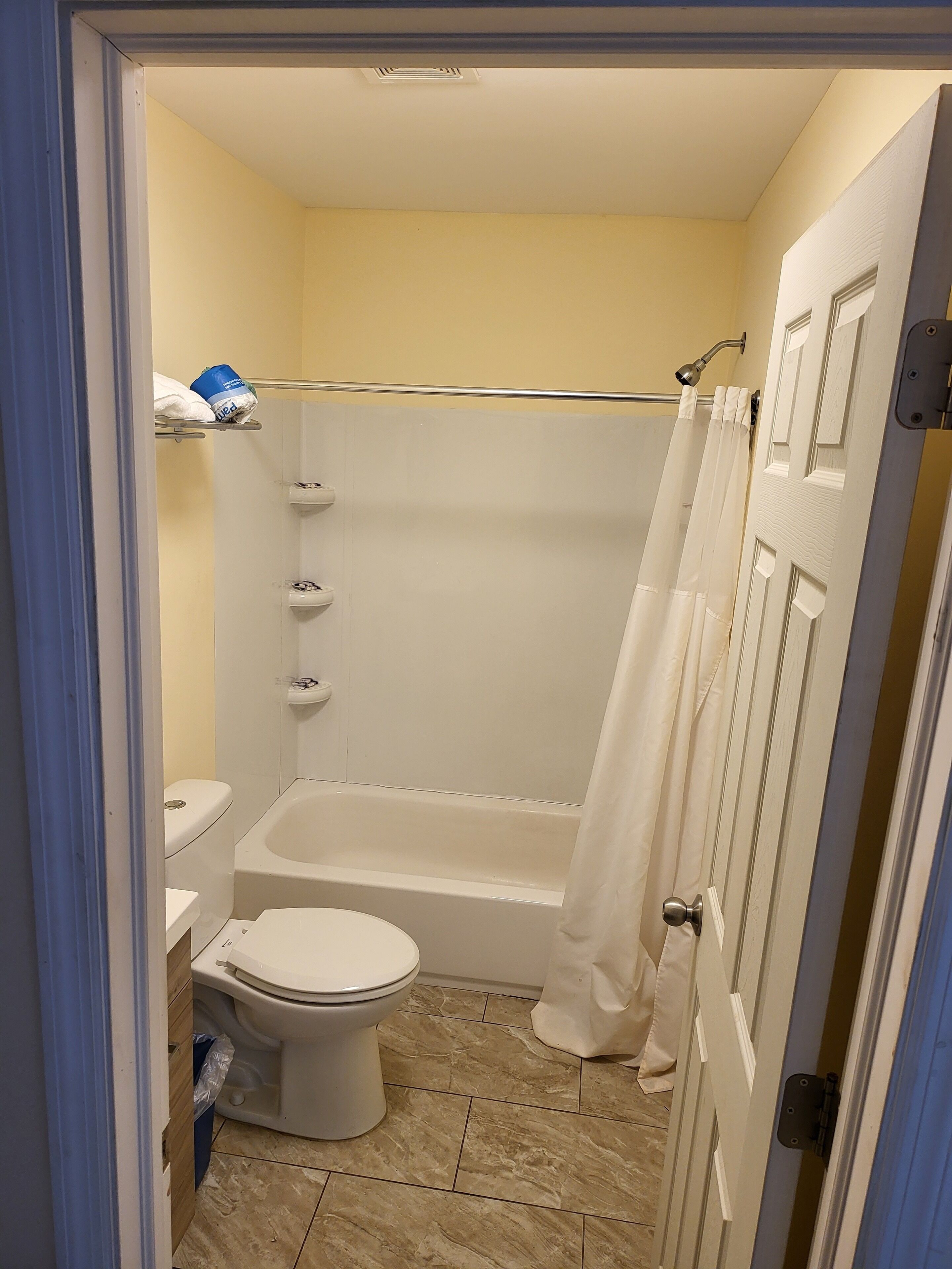 Budget Inn & Suites — photo 12