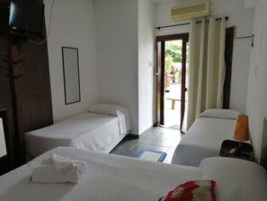 SUITE QUADRUPLO LUXO/FRENTE MAR