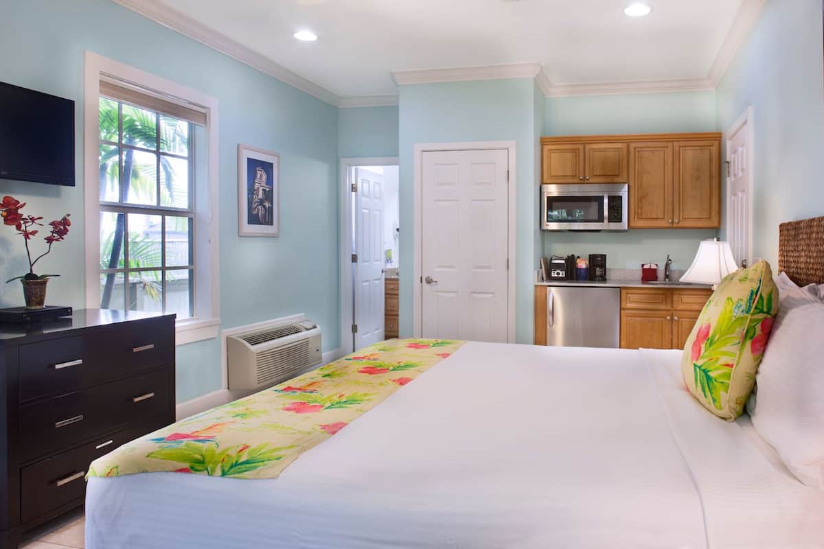 In-room safe, iron/ironing board, free WiFi, bed sheets