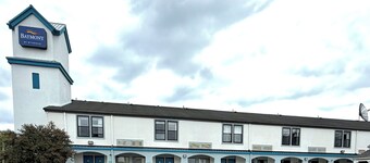 Baymont by Wyndham Newark/Wilmington/Mall Area