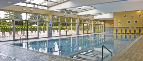 Indoor pool, outdoor pool, sun loungers