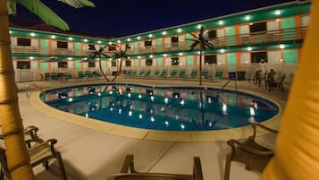 Seasonal outdoor pool