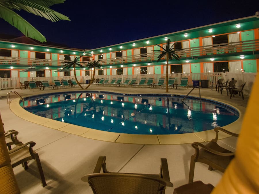 Piscina externa sazonal