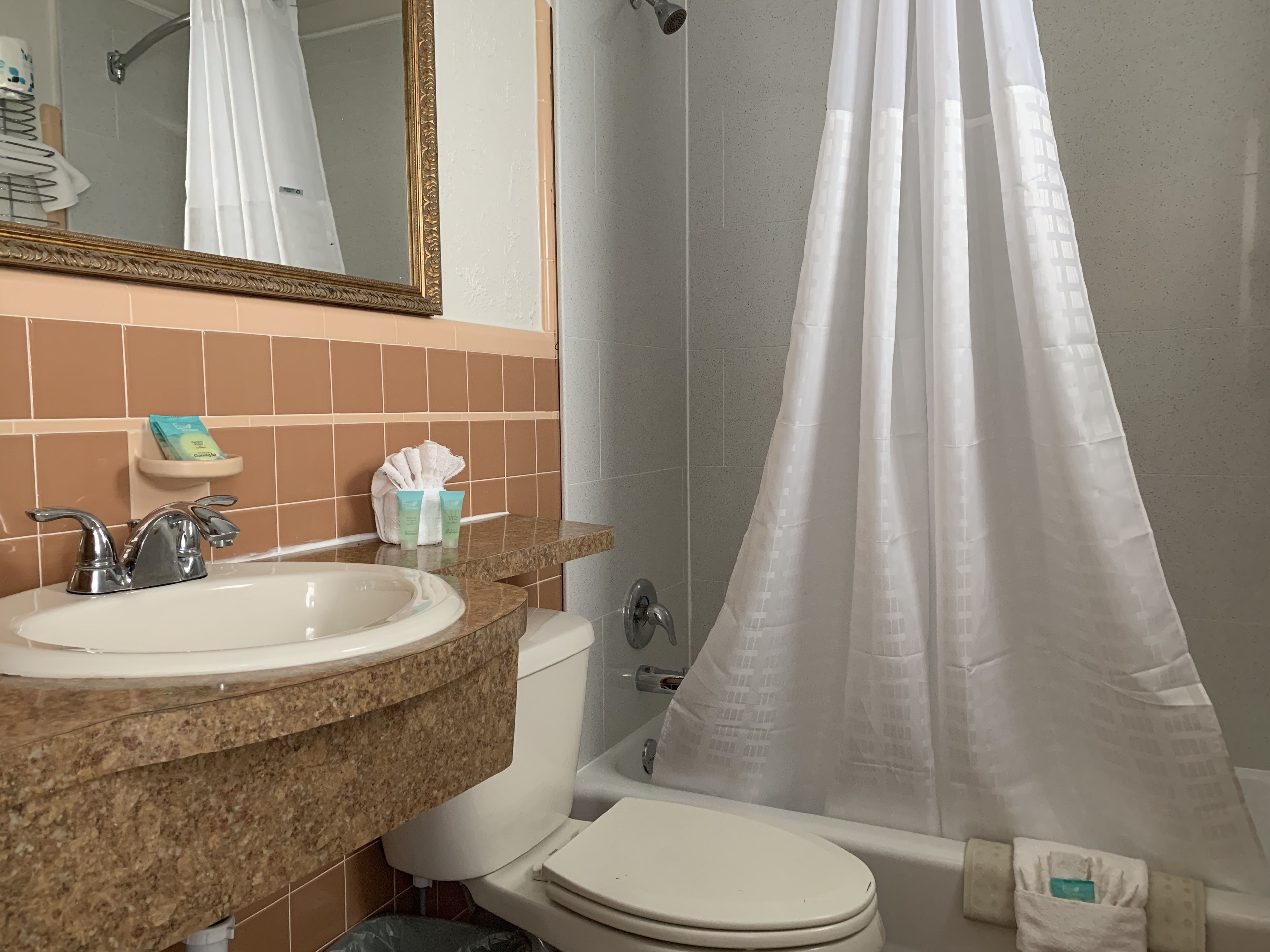 double room, 2 double beds, kitchenette | bathroom | combined shower/bathtub, towels