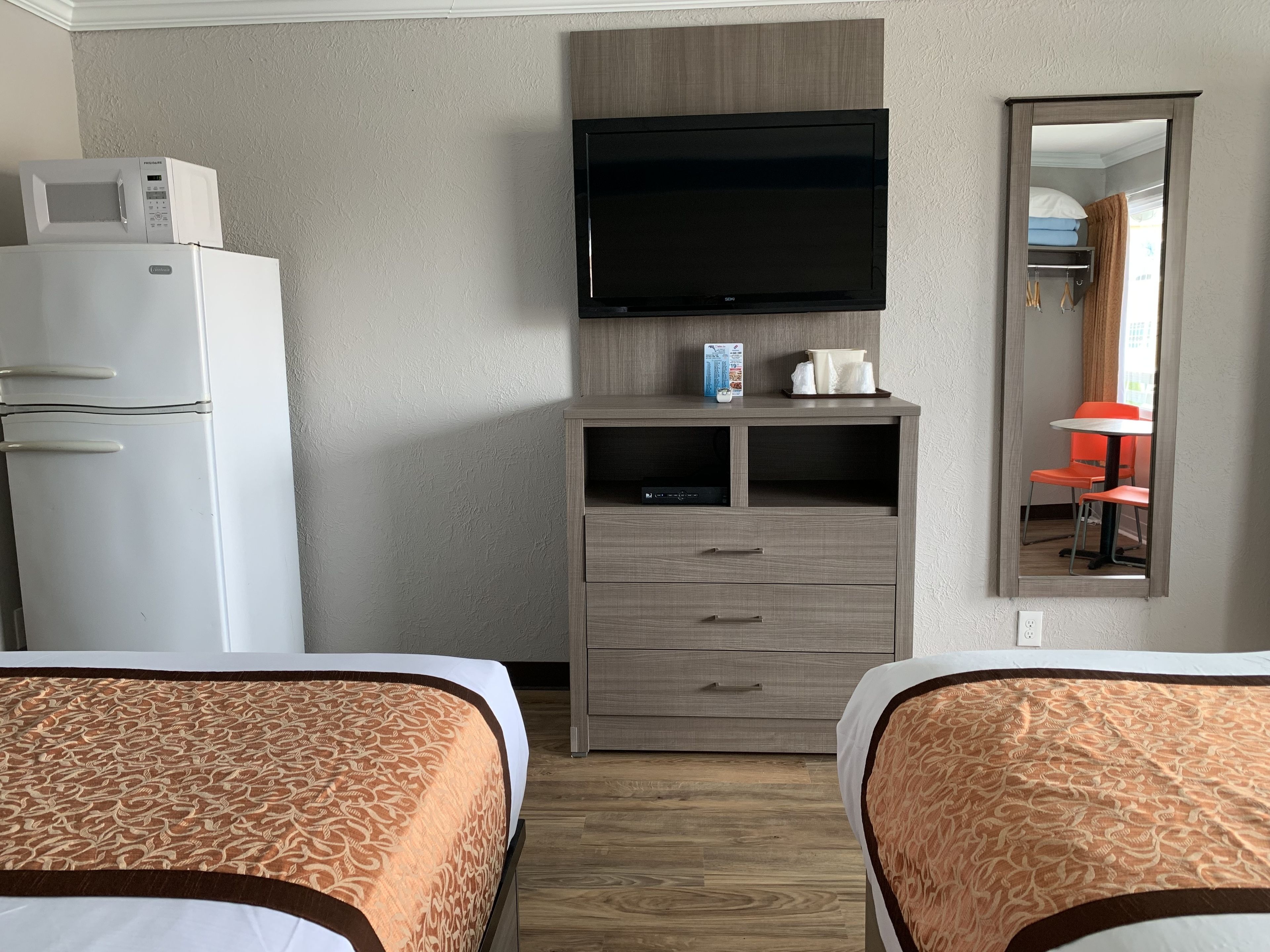 double room, 2 double beds, kitchenette | free wifi, bed sheets