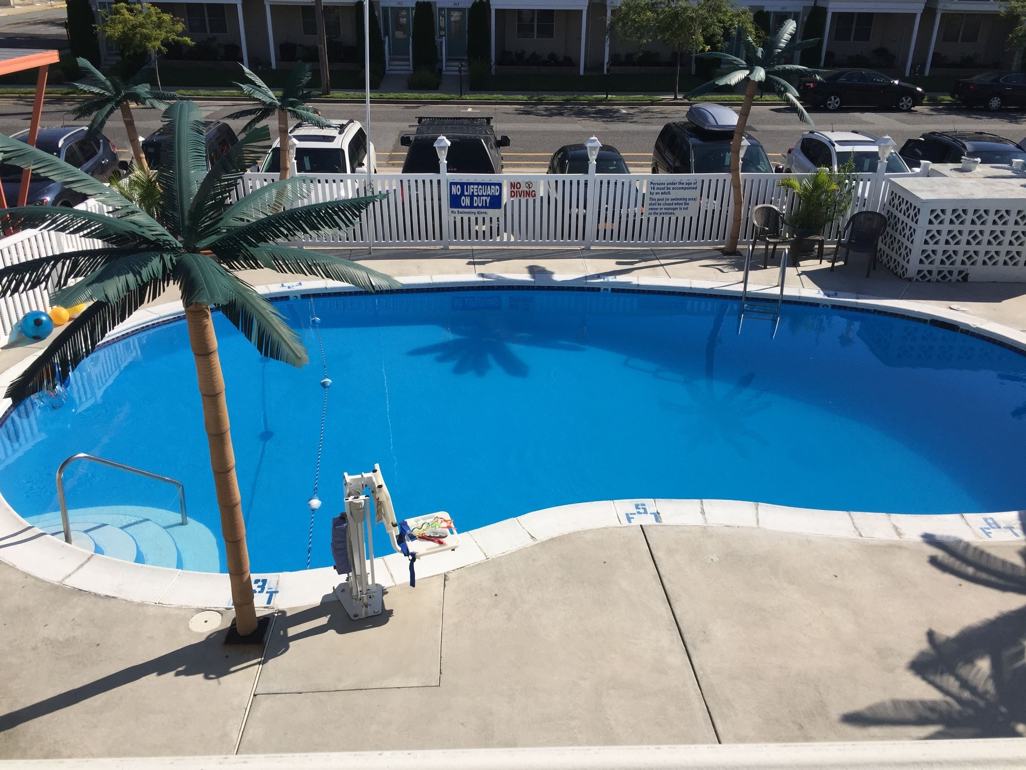 seasonal outdoor pool