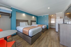 واي فاي مجانًا وملاءات أسرّة