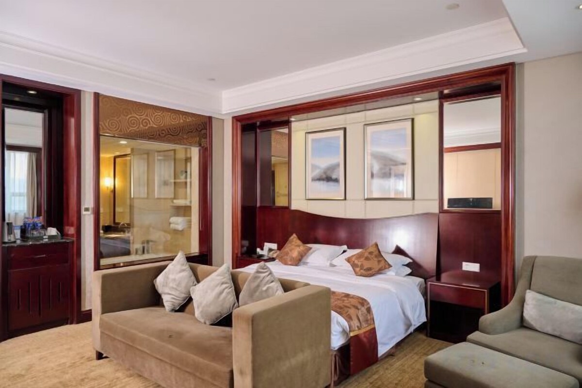 Deluxe Single Room