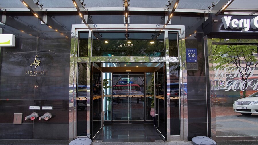 Lex Tourist Hotel